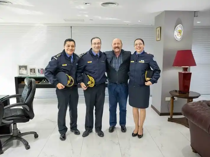 Insfrán recibió a autoridades de la Policía Científica