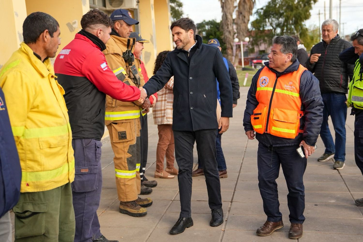 “No están solos; vamos a acompañar la reconstrucción”, aseguró el mandatario provincial.