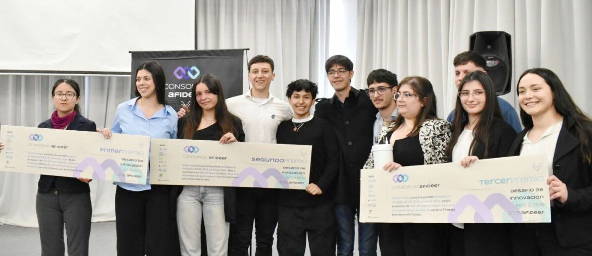 Estudiantes de UNER fueron ganadores del Desafío de Innovación Entre Ríos 2025