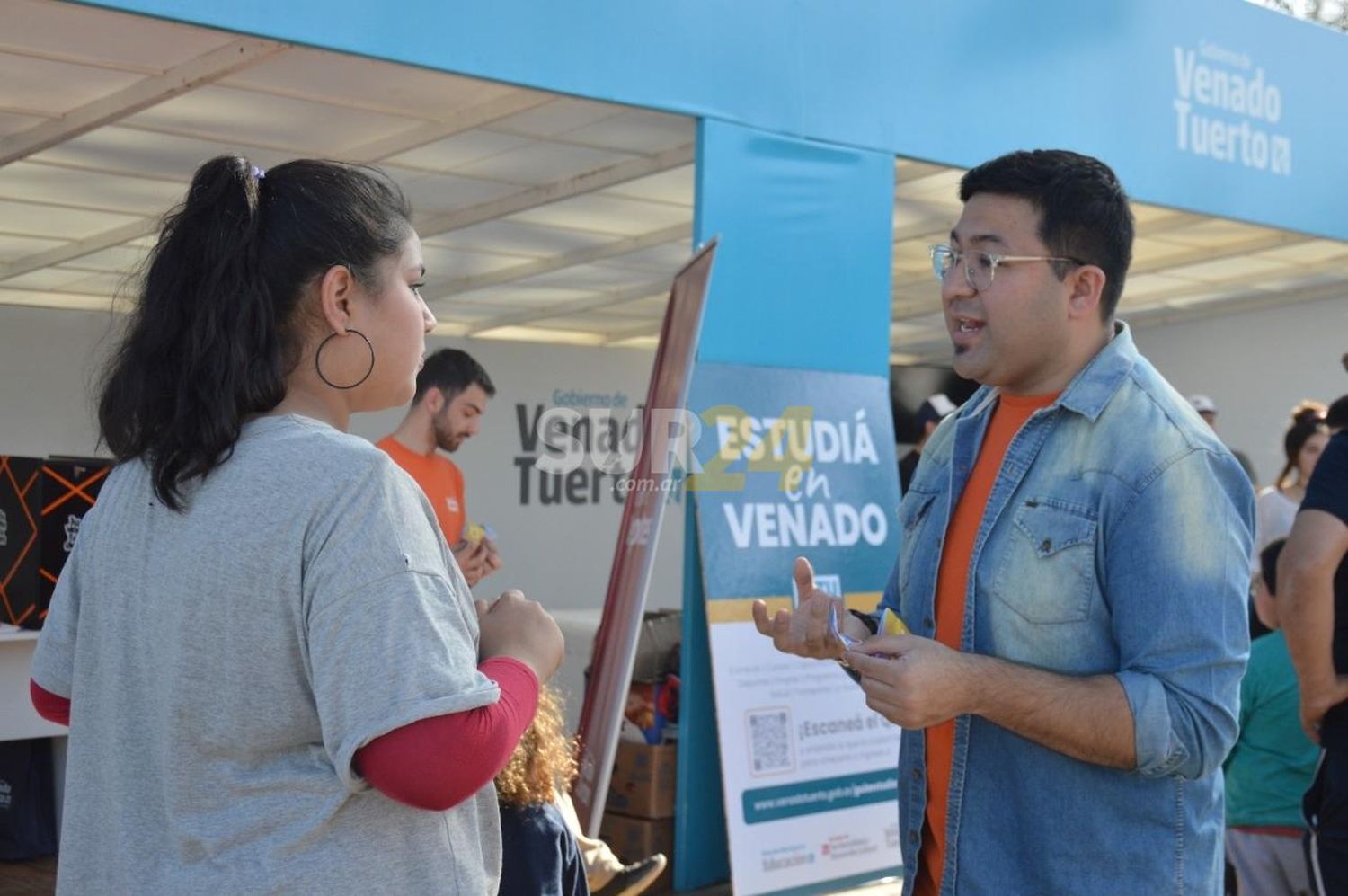 Juventudes interviene con distintos dispositivos en ExpoVenado 2022