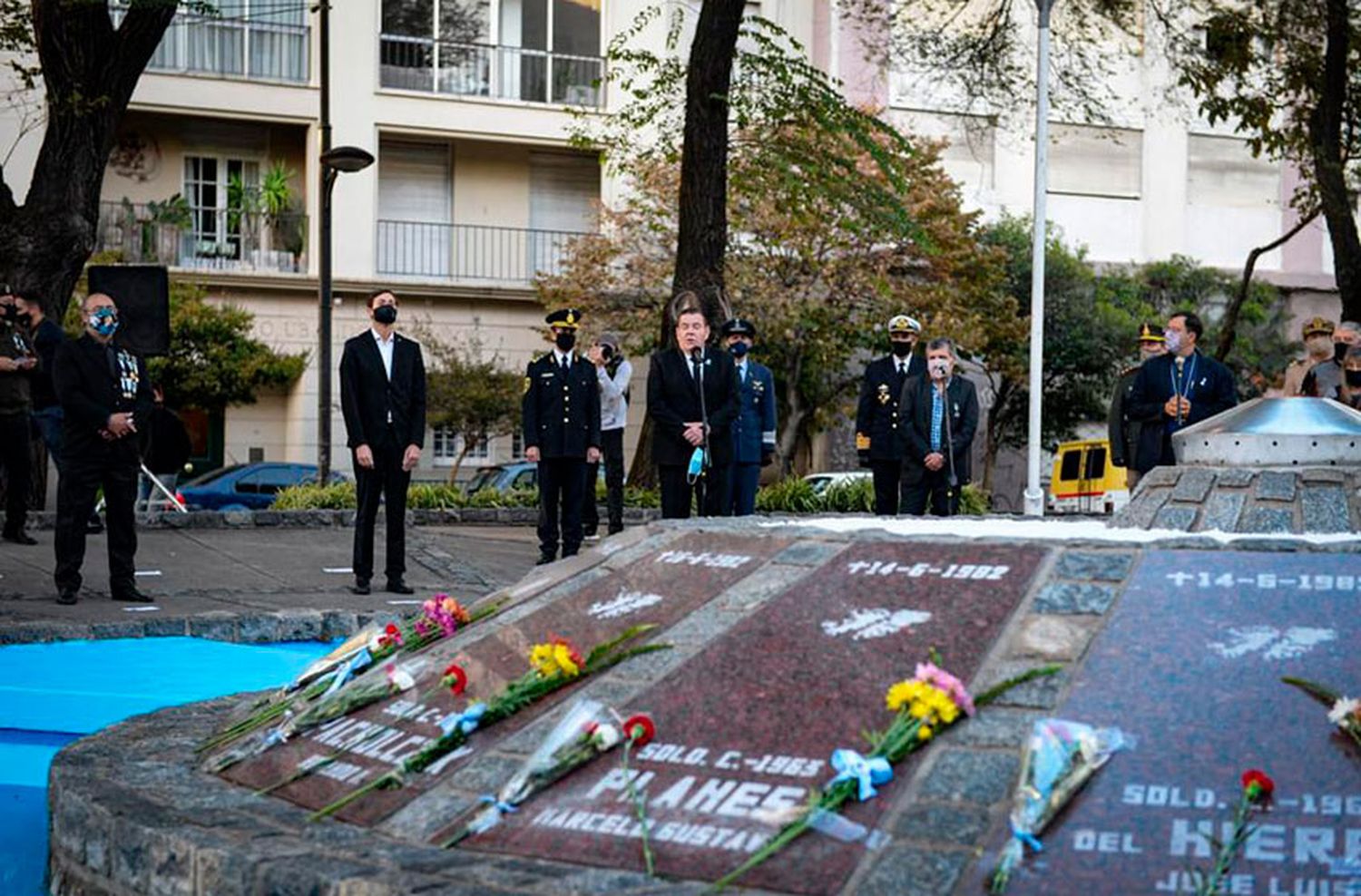 Ex combatientes de Malvinas: "Vemos a esa patria que defendimos partida en dos"