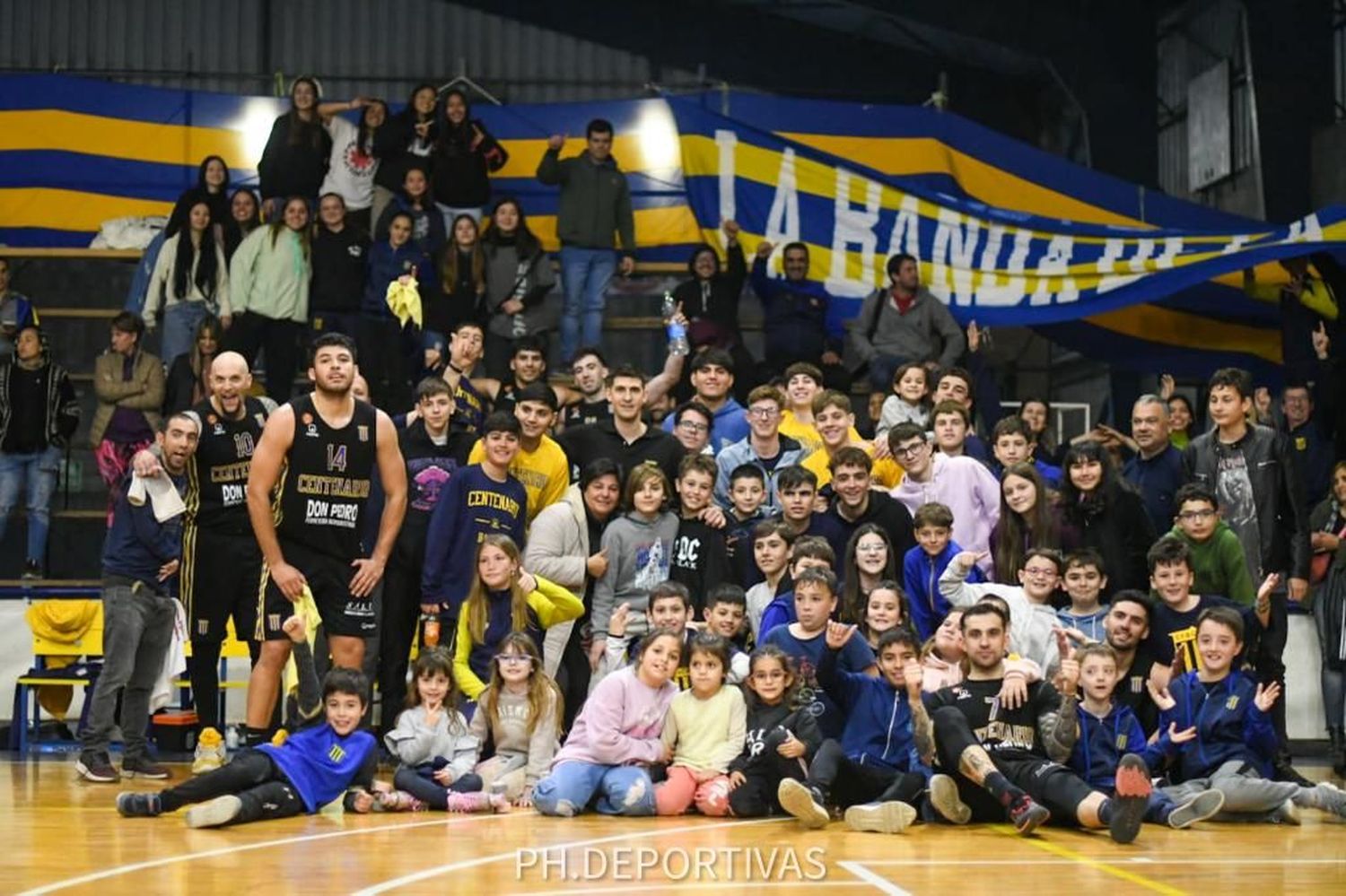 La Fiebre derrotó a un duro rival en casa y ahora define de visitante. Foto: Lola Calace