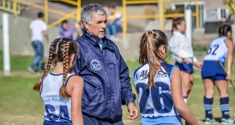Hockey: La séptima de Náutico va por el título