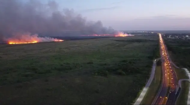 Video: Incendio en el parque nacional Ciervo de los Pantanos