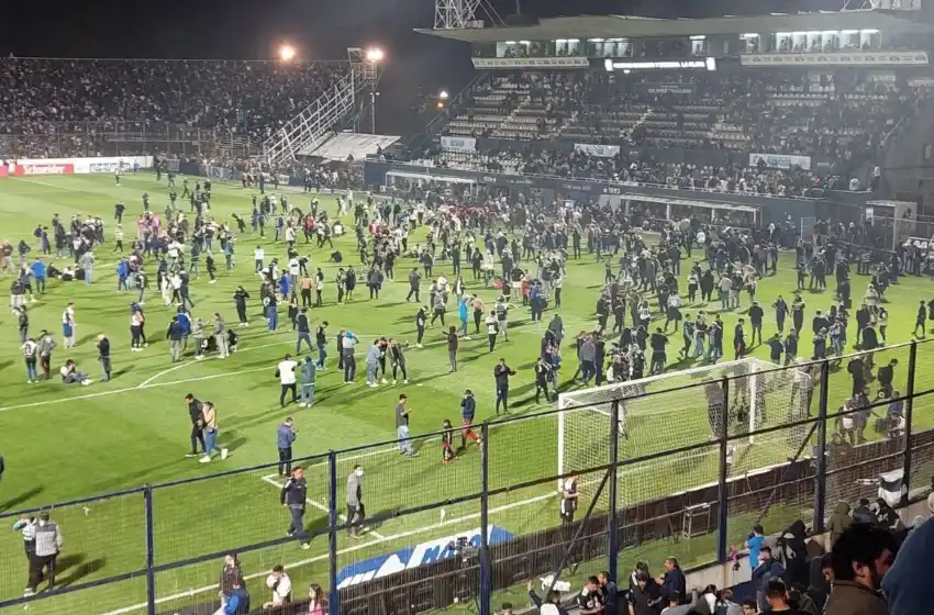 Detuvieron a dos de los policías que participaron de la represión en Gimnasia