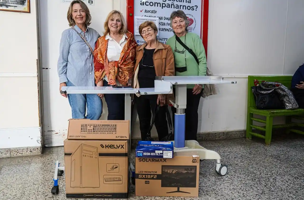 Equipamiento entregado por la Cooperadora para fortalecer los servicios de guardia y quirófano del Hospital Ferreyra