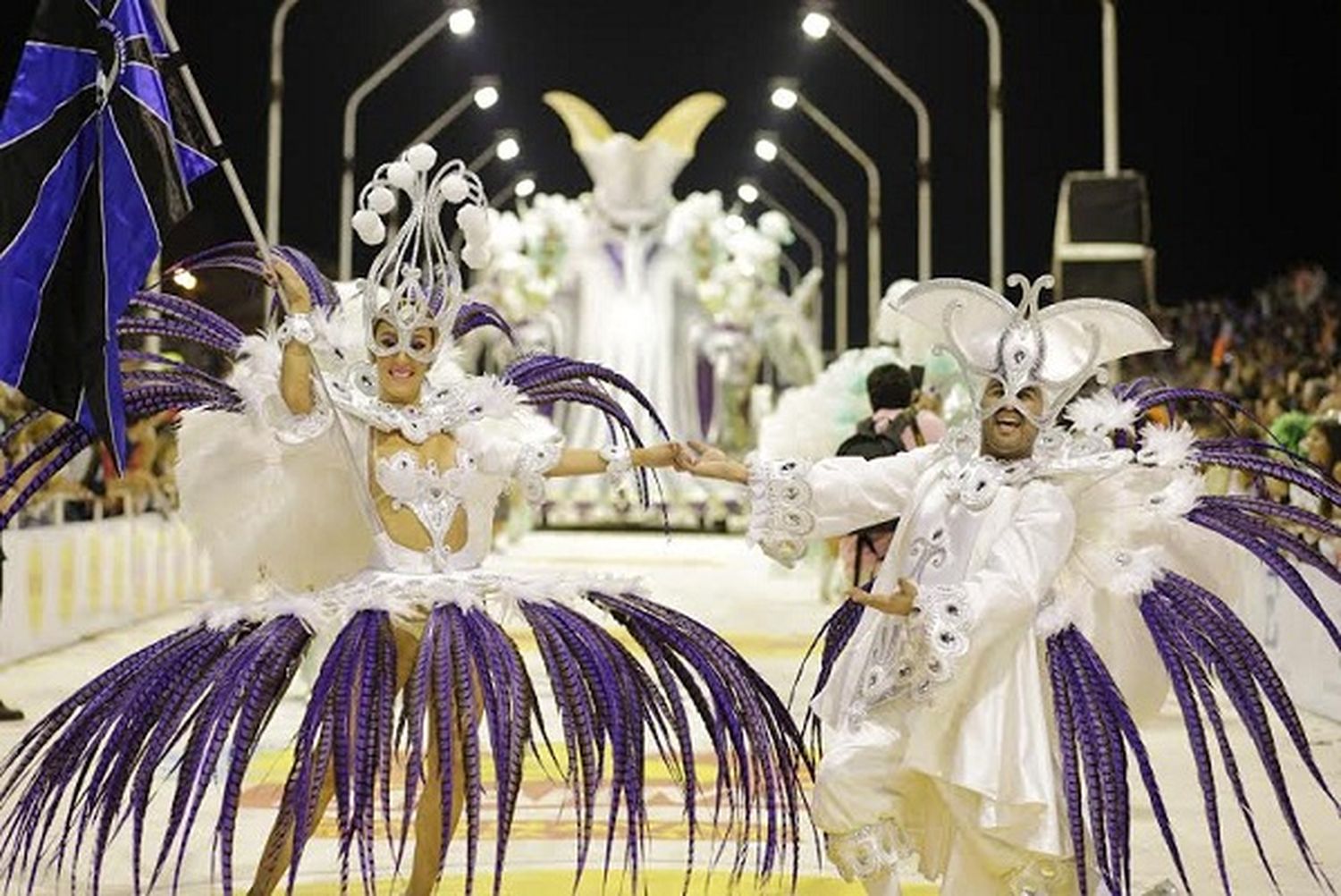 Kamarr rompió el hielo del Carnaval 2014 en una temporada que promete