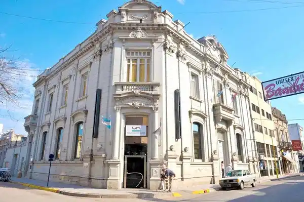 Bromatología ofrece un curso gratis de Sociedad y Estado