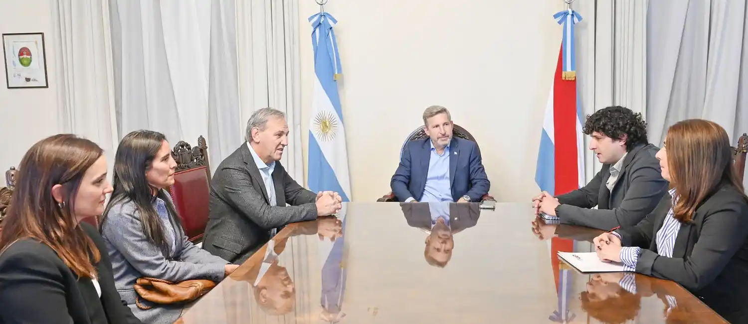 Frigerio mantuvo un encuentro con la UIER para fortalecer el desarrollo industrial en la provincia