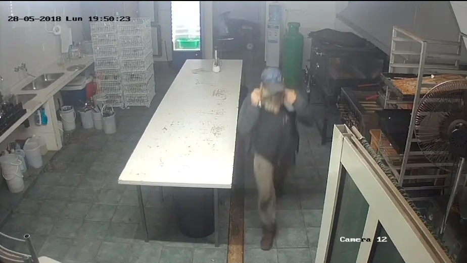 Intentan robar en Chez Guegnon y son filmados por cámaras