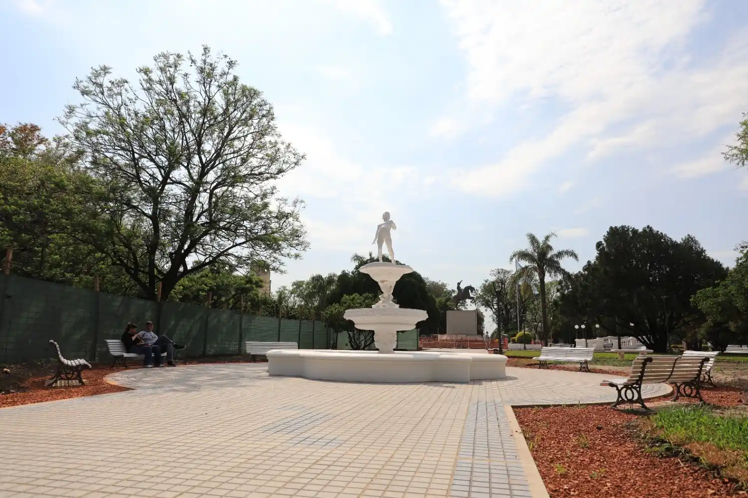 60_de_avance_de_la_obra_de_remodelacion_de_la_plaza_25_de_mayo