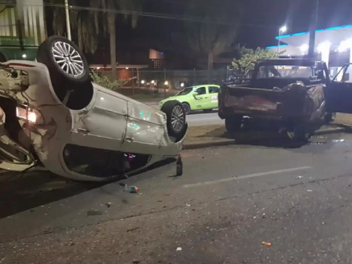 Una niña de 4 años fue herida mientras juntaba cartones por una presunta picada
