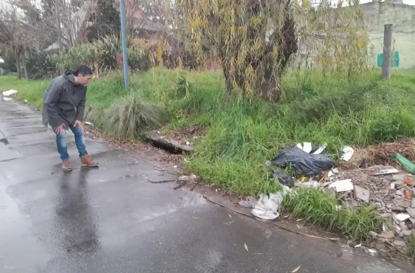 Piden aceleración en la limpieza de sumideros para evitar inundaciones en los barrios