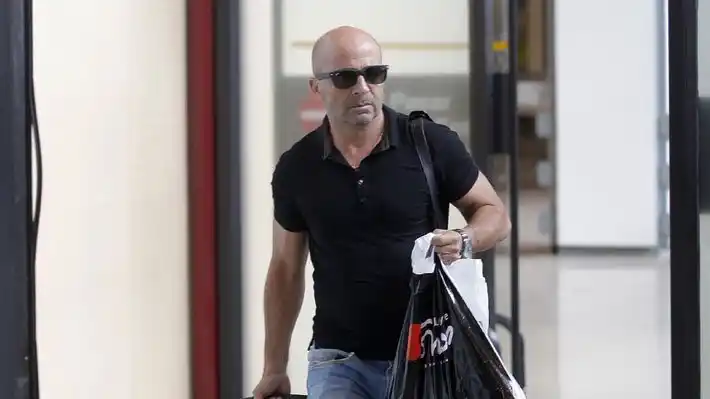 Sampaoli al país y comenzó a meter mano en la Selección
