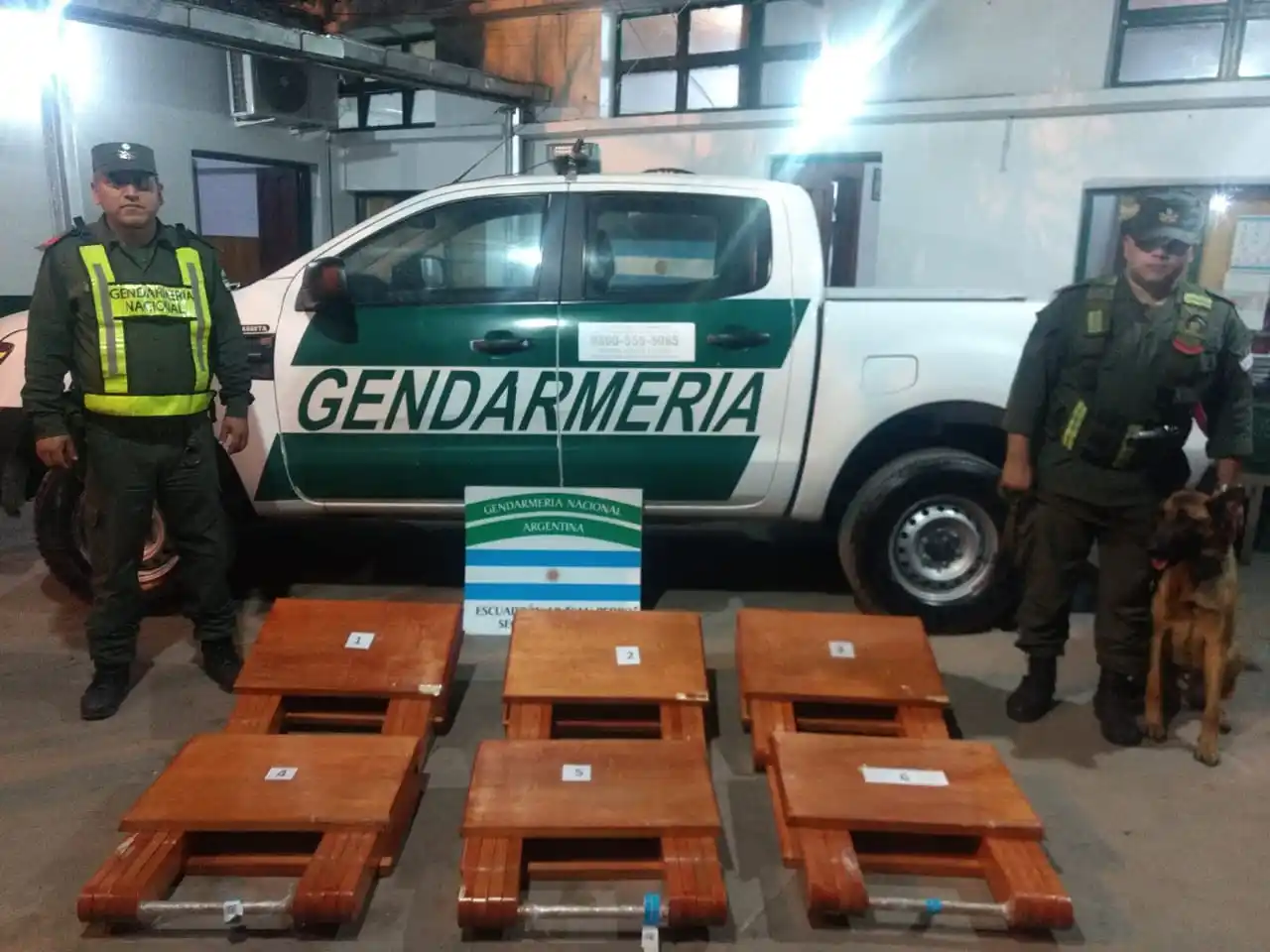 Jujuy: incautaron un cargamento de mesas rellenas con cocaína