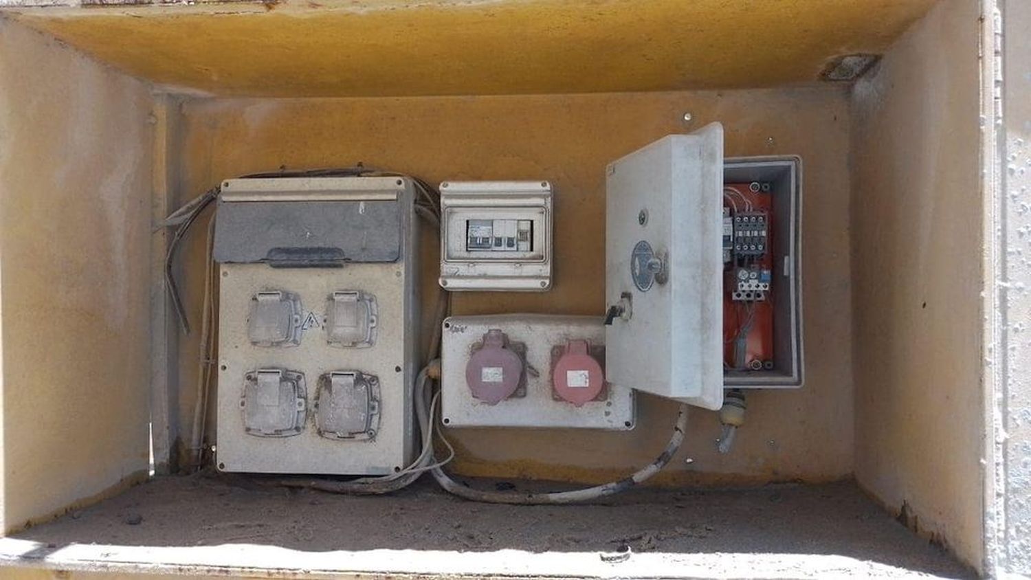 Robaron los cables, hubo disparos y quedó parada la planta de hormigón de Horlit