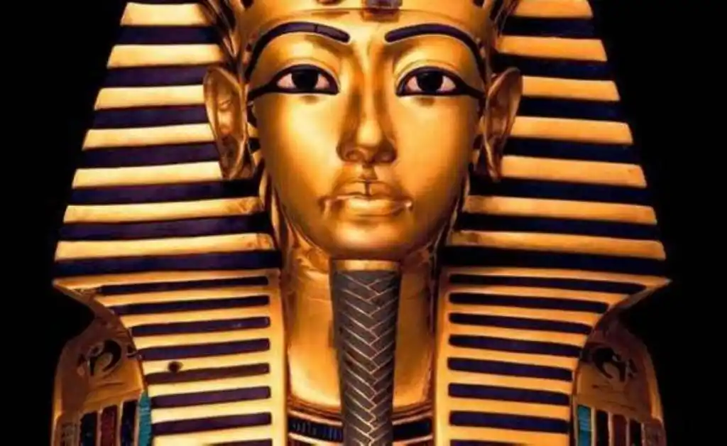 El viaje ilegal de Tutankamón por el mundo