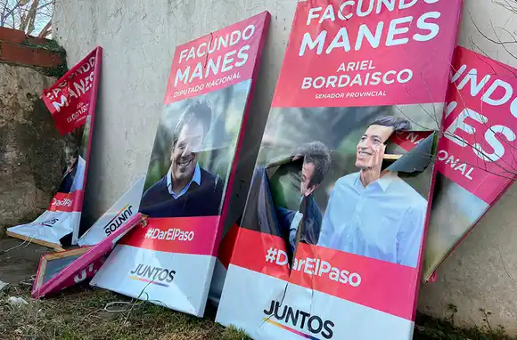 Denuncian vandalismo contra Manes en Mar del Plata