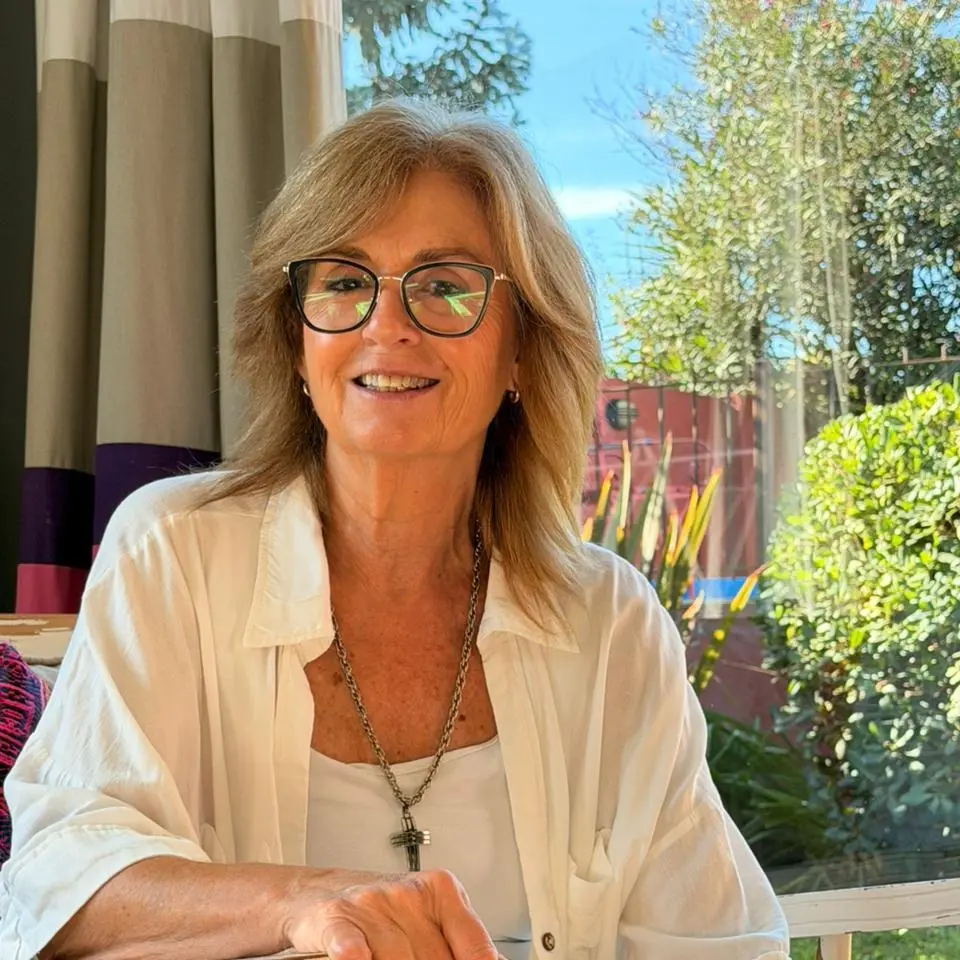 Adriana Etcheto describió al libro como “un pequeño homenaje a la vida compartida”