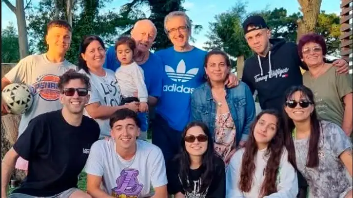 Su tesoro más preciado. Los integrantes de su familia, quienes la apoyan en cada iniciativa