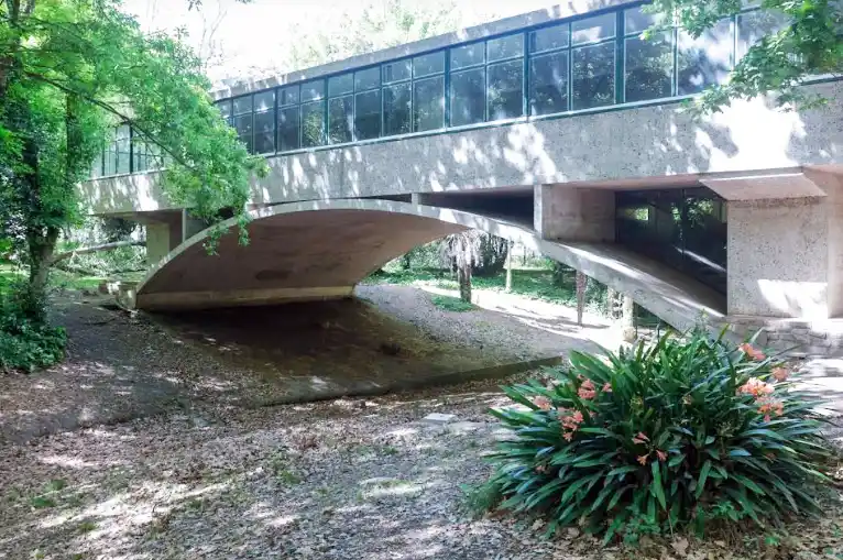 La Casa sobre el Arroyo en el Museo de Nueva York