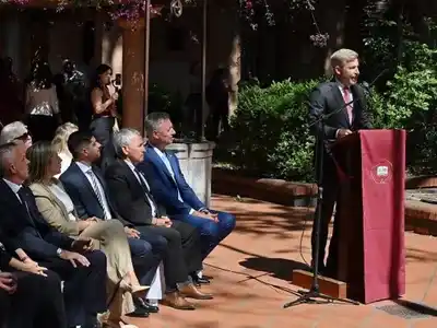 Frigerio reivindicó el legado de Urquiza en una sesión histórica que se realizó en Concepción del Uruguay