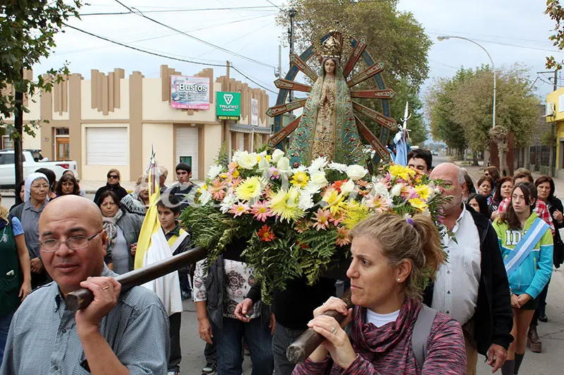 Los fieles pidieron por la familia y el país