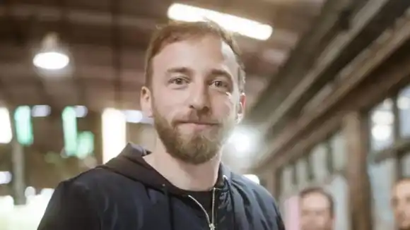 Otermín condenó el ataque a Milei pero lanzó una crítica: “¿Esperaban que la gente los salude?”