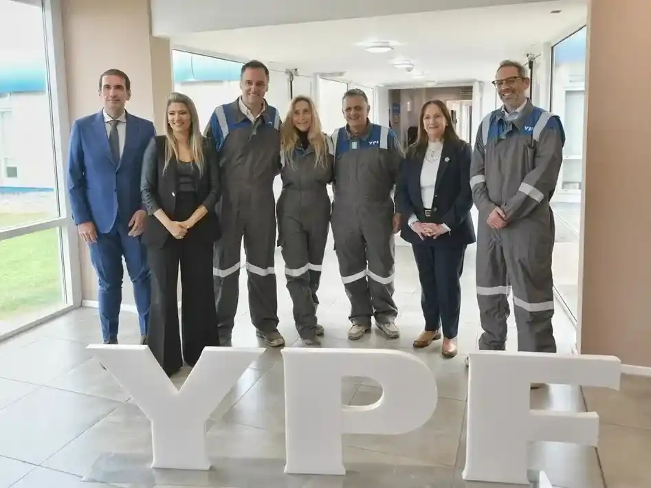 Karina Milei volvió a respaldar a Adorni