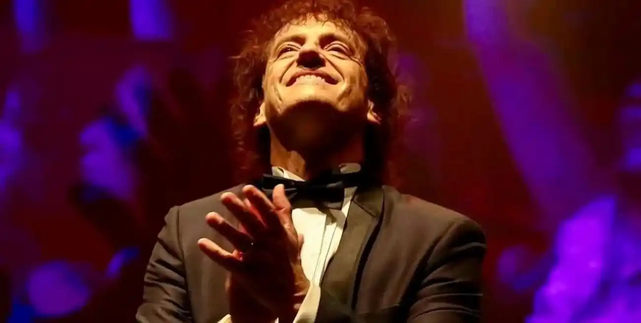 Ángel Mahler, referente del teatro musical argentino, falleció este sábado a los 64 años.