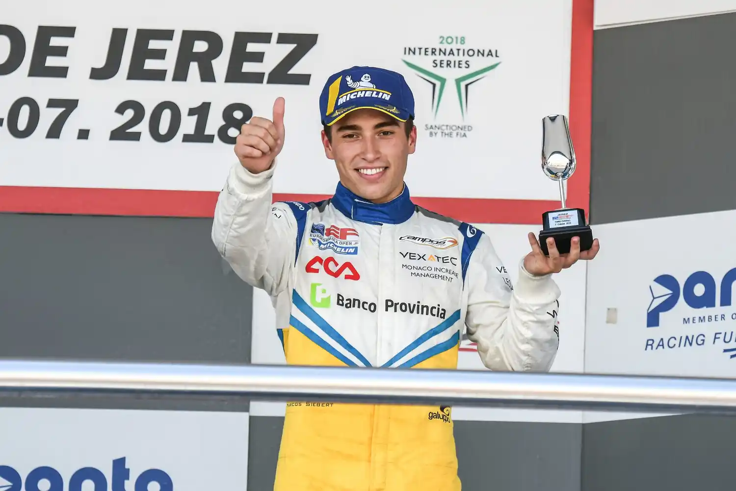 Siebert en el podio de la última