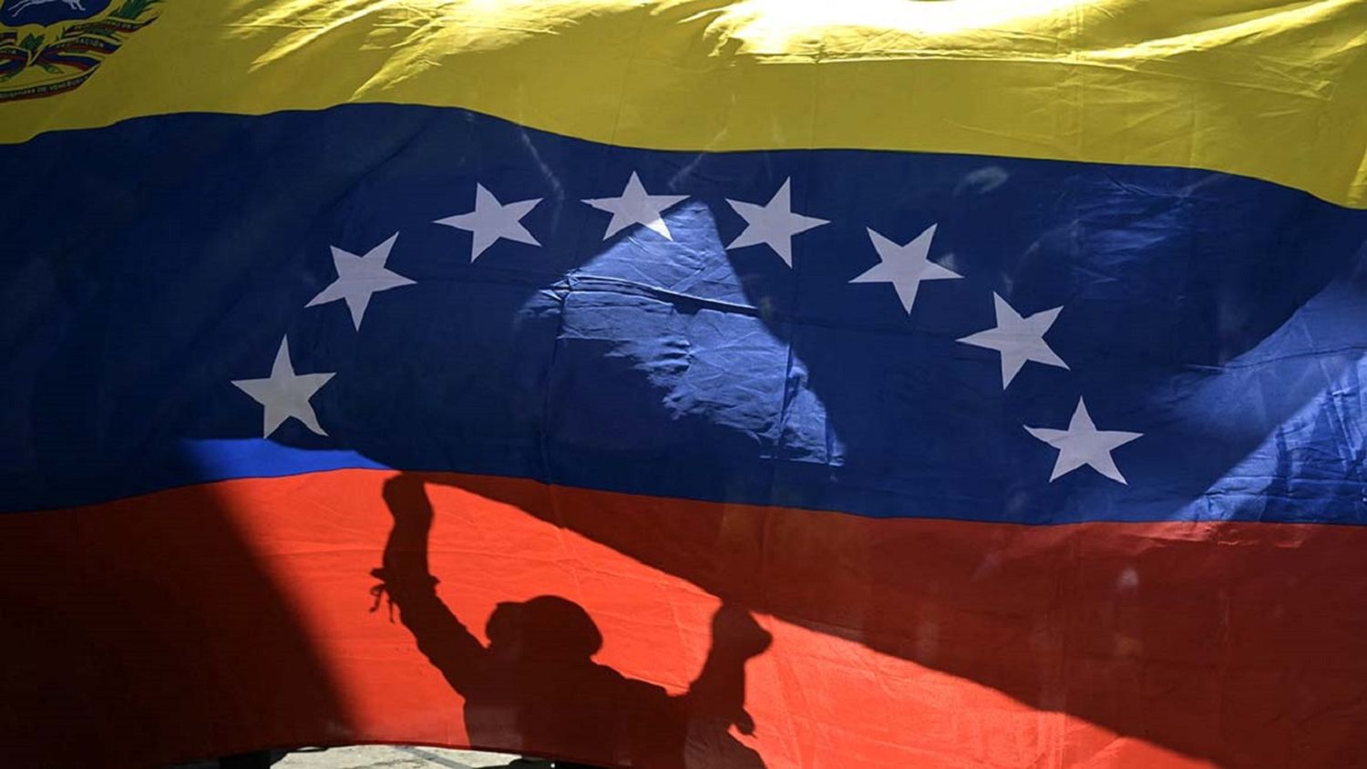 ¿SE ALEJA la posibilidad de que la comunidad internacional pueda «hacer algo» por Venezuela?