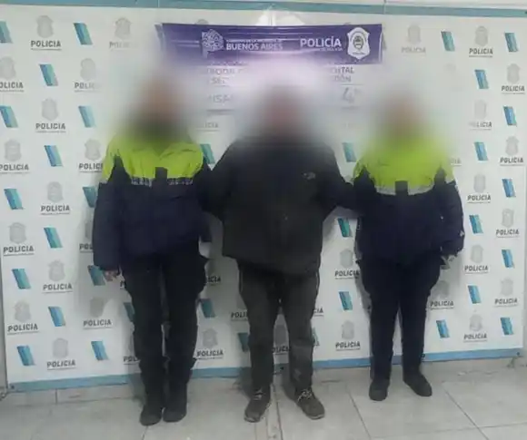 Lo atraparon cuando cortaba un cableado aéreo