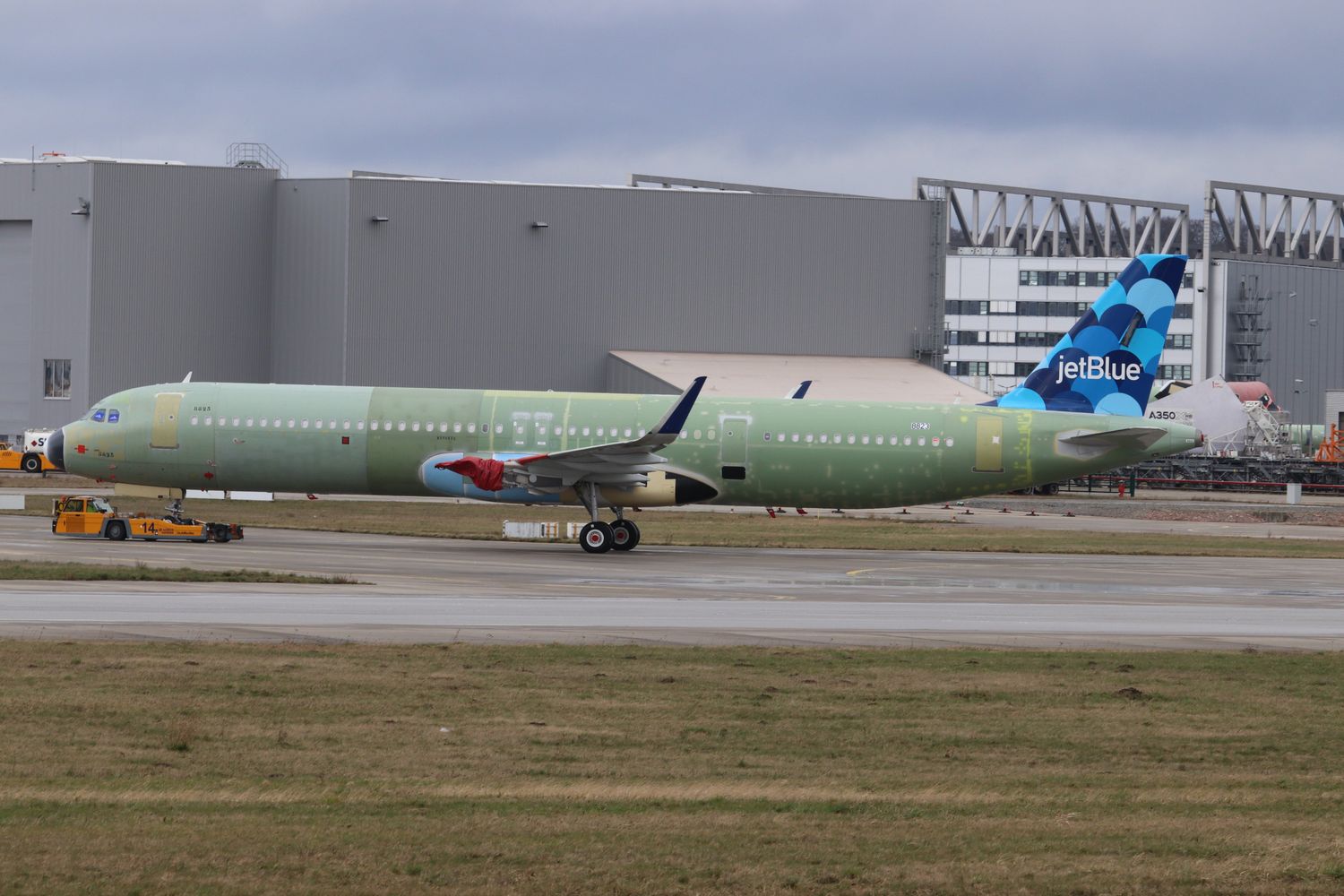 El primer Airbus A321 XLR de JetBlue fue visto en Hamburgo, ¿qué tan lejos podría llegar en Sudamérica?