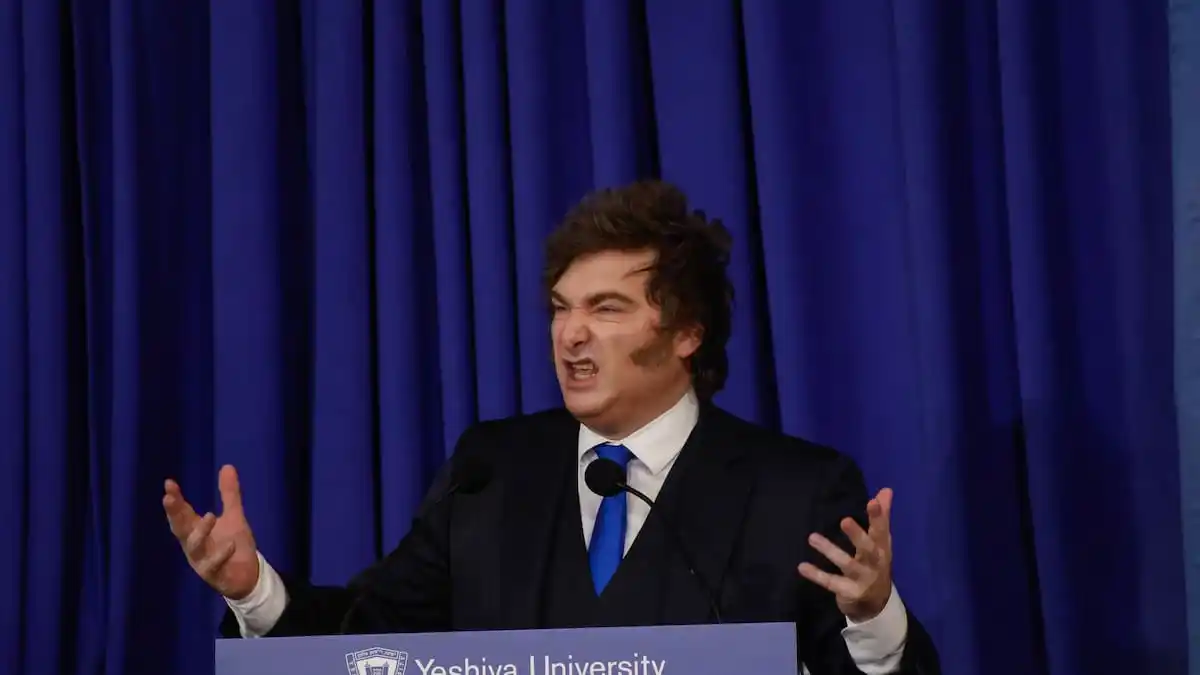 "Hay muchos que no toleran perder la batalla en las urnas. Esas personas no son compatibles con la democracia", sostuvo el titular de La Libertad Avanza.