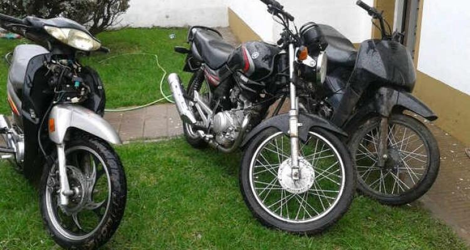 Santa Lucía: Policía recuperó tres motos, un aprehendido