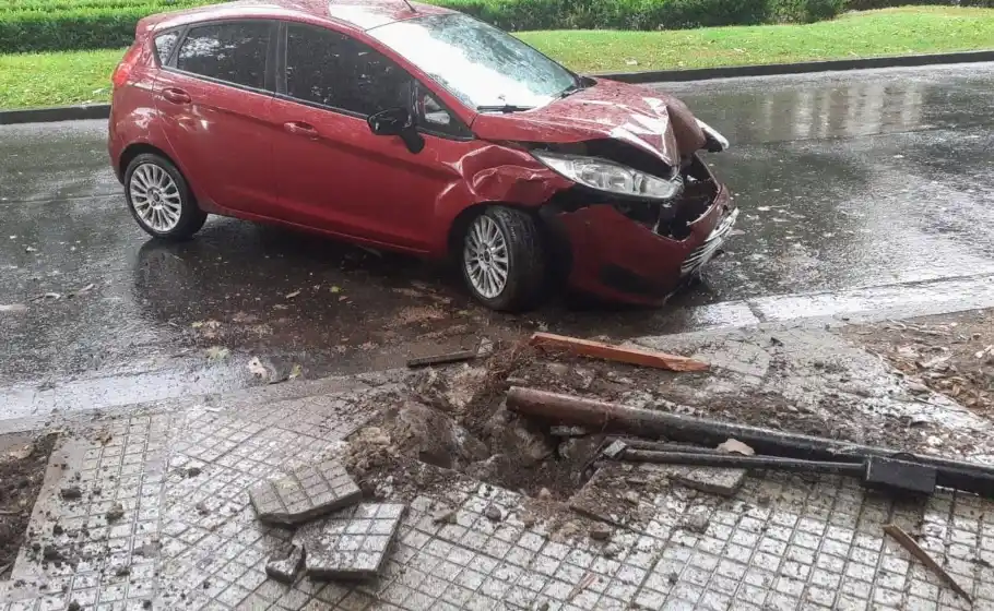 Impactante choque en Oroño y Montevideo