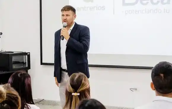 Comienzan este mes las  inscripciones para acceder  a becas de nivel secundario