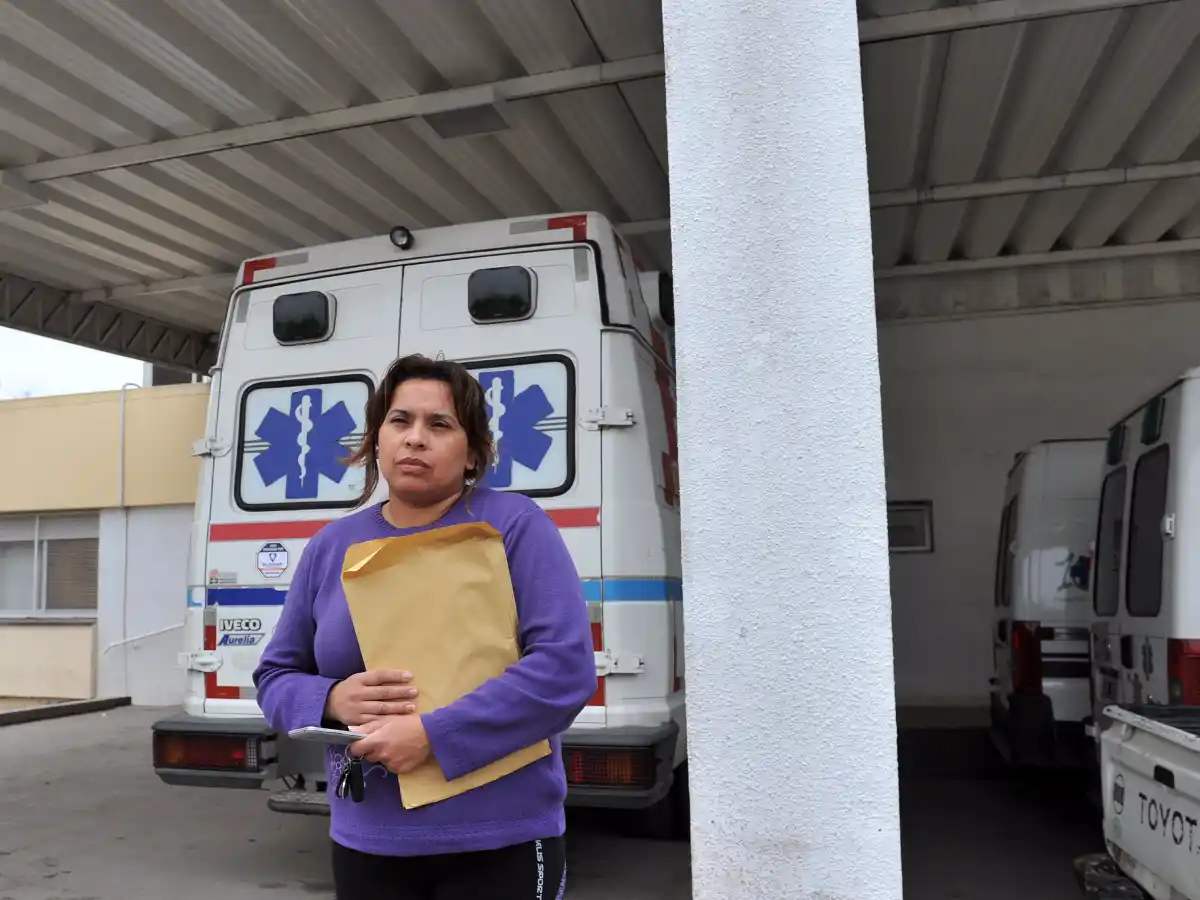 Advierten leve mejoría en el remisero herido de bala