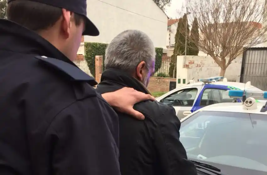 Amenazó de muerte y con un arma a una mujer y lo aprehendieron