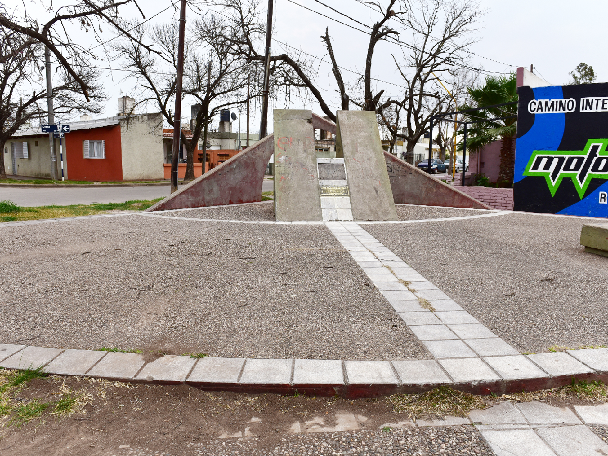 El médico desertor que  enalteció la medicina local