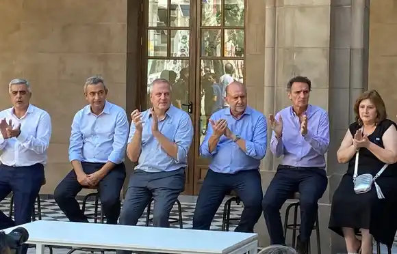 Ante la ola de calor y el reclamo de Amsafe, el gobernador Perotti reconoció: “Donde se pueda, tenemos que dar clases”