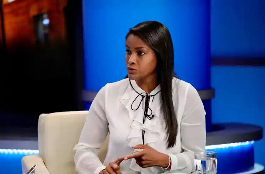 Un grupo armado amenazó a la Fiscal General del Ecuador: “Si no te vas por las buenas, te vas por las malas”