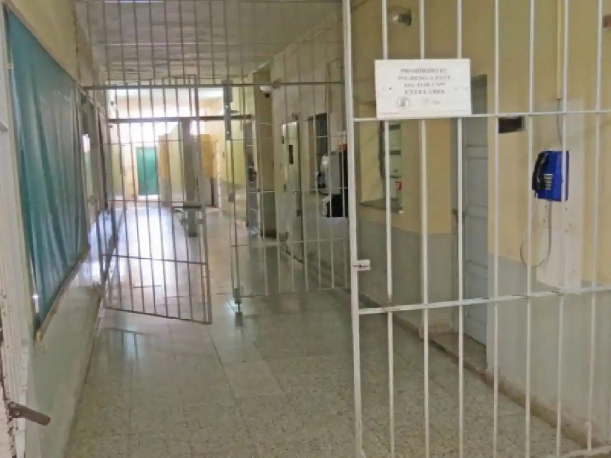 Hallan muerto en la celda a un abusador de Frontera que estaba preso