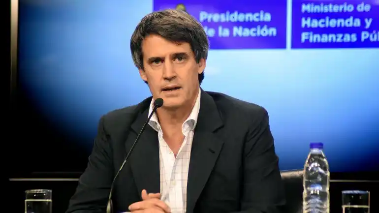 El Gobierno anunció el fin del blanqueo de capitales