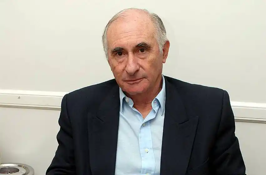 Internaron a Fernando de la Rúa y está grave