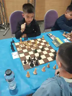 Excelente actuación de alumnos del Taller de Ajedrez