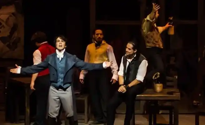 «Los Miserables» celebra por partida doble