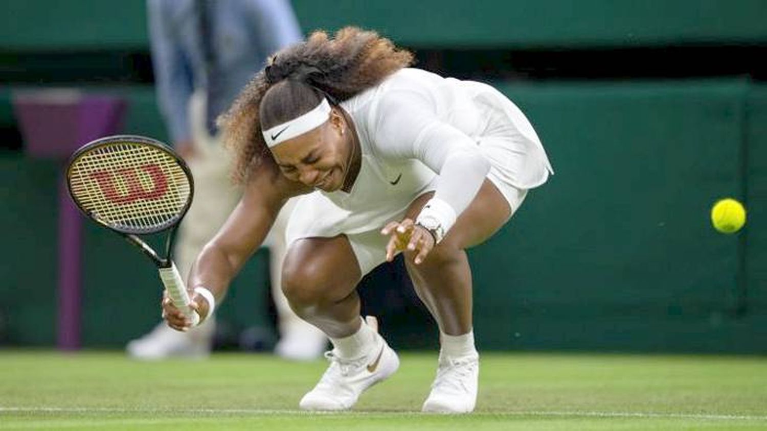 Lesión y lágrimas: Serena Williams se despidió rápido de Wimbledon