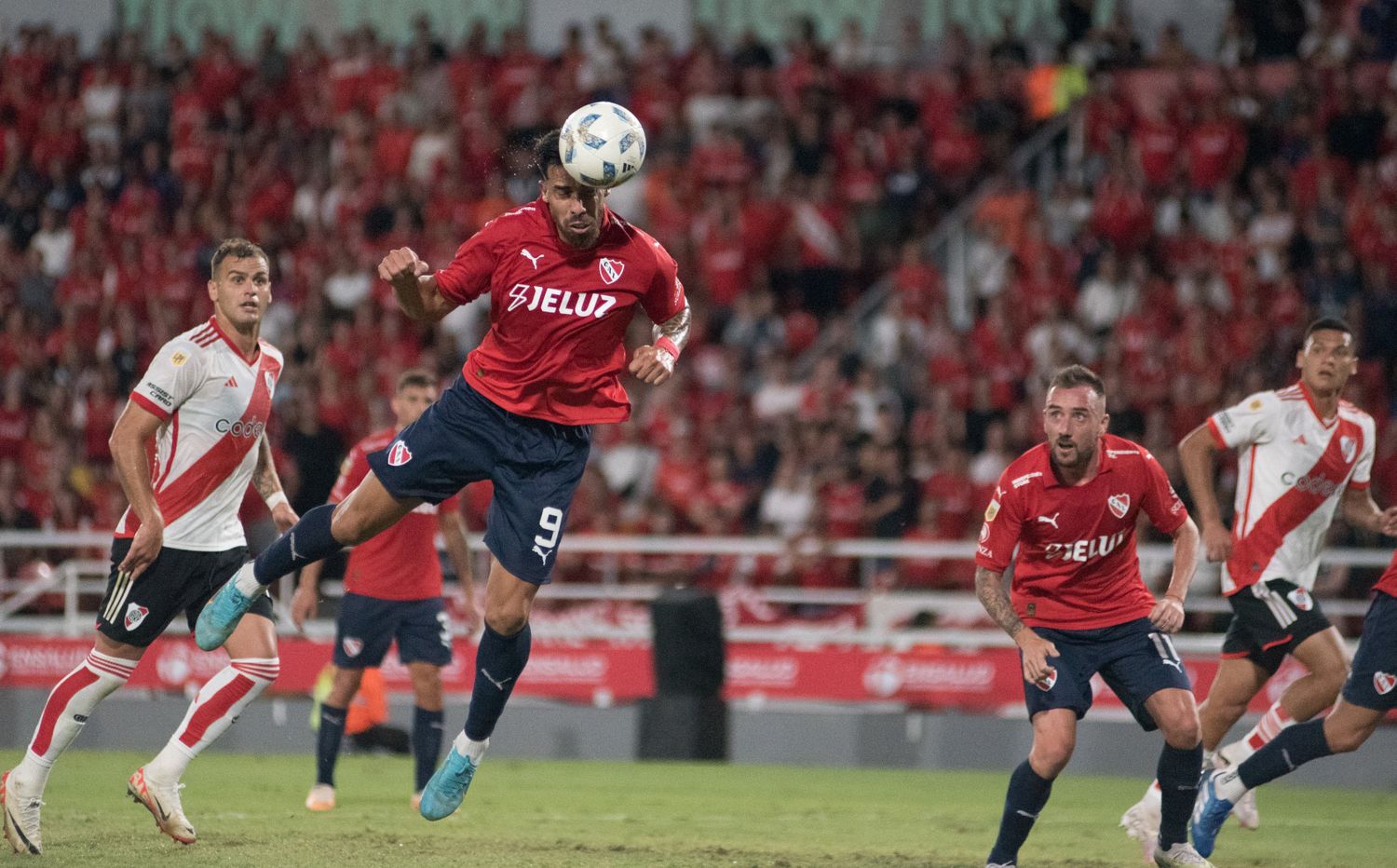 Independiente va por la consolidación ante Riestra
